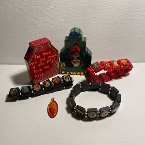 🛒🛒🛒 Three Religious Bracelets and Plaque